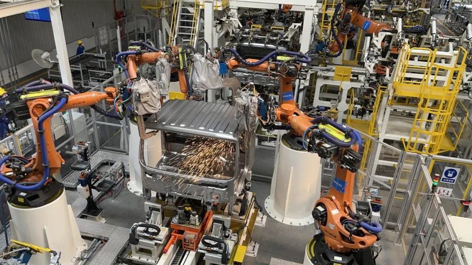 「绿色」升级，北汽集团国家级认证+4！