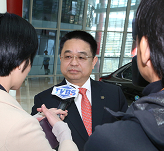 Foreign Media Visit BAIC During 2014 APEC Meeting